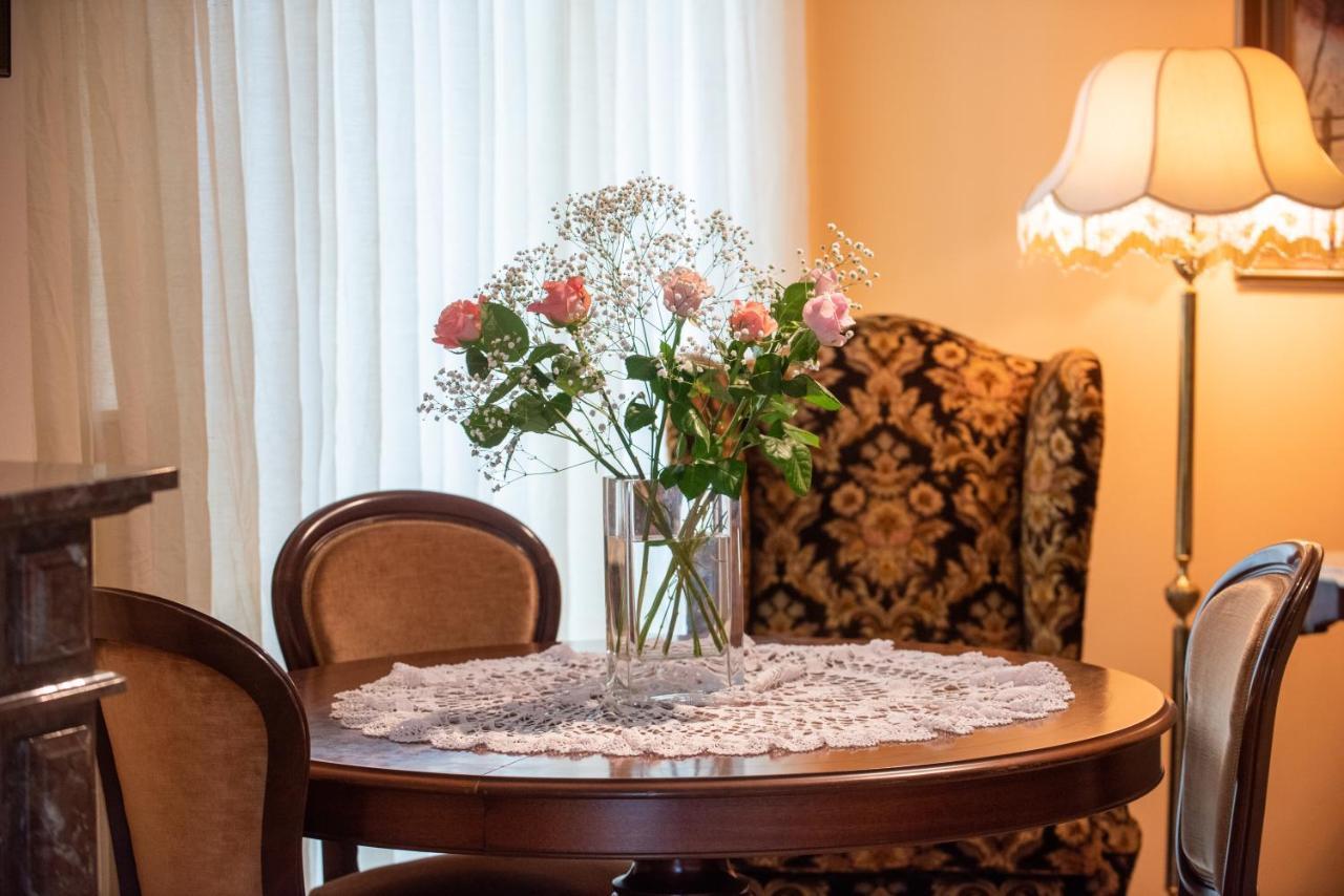 Hector'S Flisvos Apartment 아테네 외부 사진